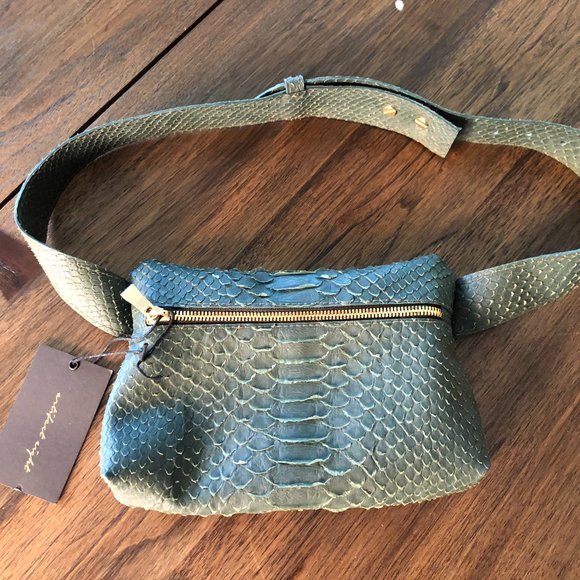 NWT Rivers Eight/Artifact Eight WaistPack, Green - Picture 4 of 13